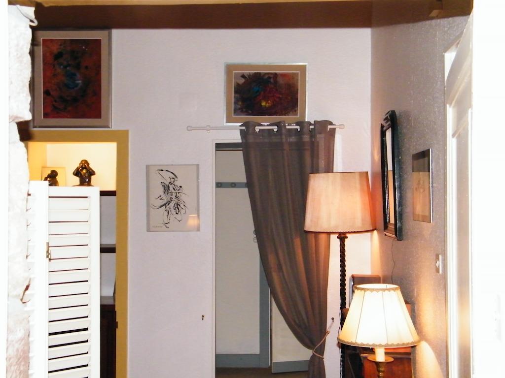 Villa Des Capucins ลุกซุยล์-เลส์-แบ็งส์ ห้อง รูปภาพ