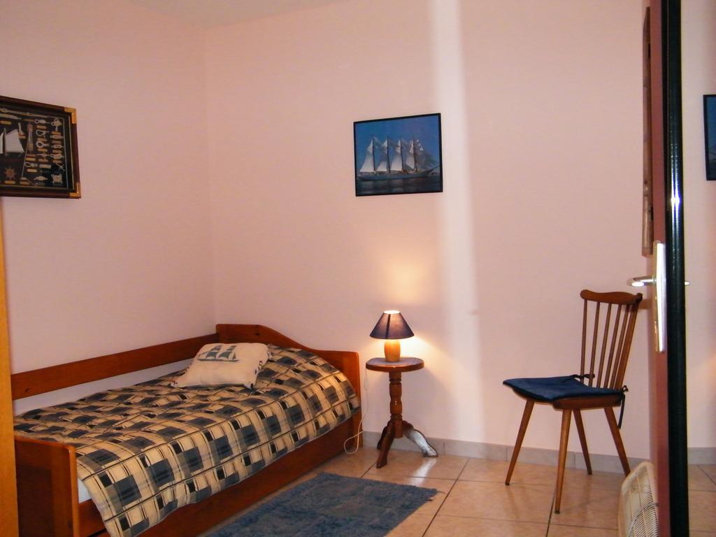 Villa Des Capucins ลุกซุยล์-เลส์-แบ็งส์ ภายนอก รูปภาพ