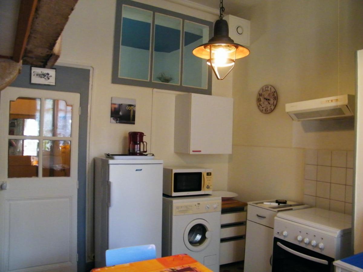 Villa Des Capucins ลุกซุยล์-เลส์-แบ็งส์ ภายนอก รูปภาพ